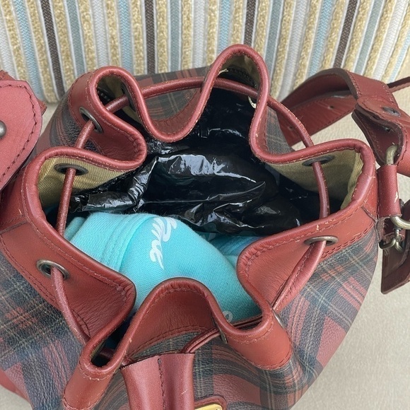 Bucket Bag in good condition - Picture 2 of 14